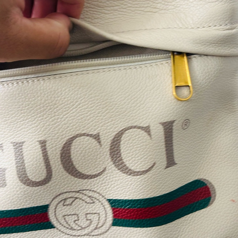 Gucci Off White Leather Logo Print Backpack - Picture 6 of 16